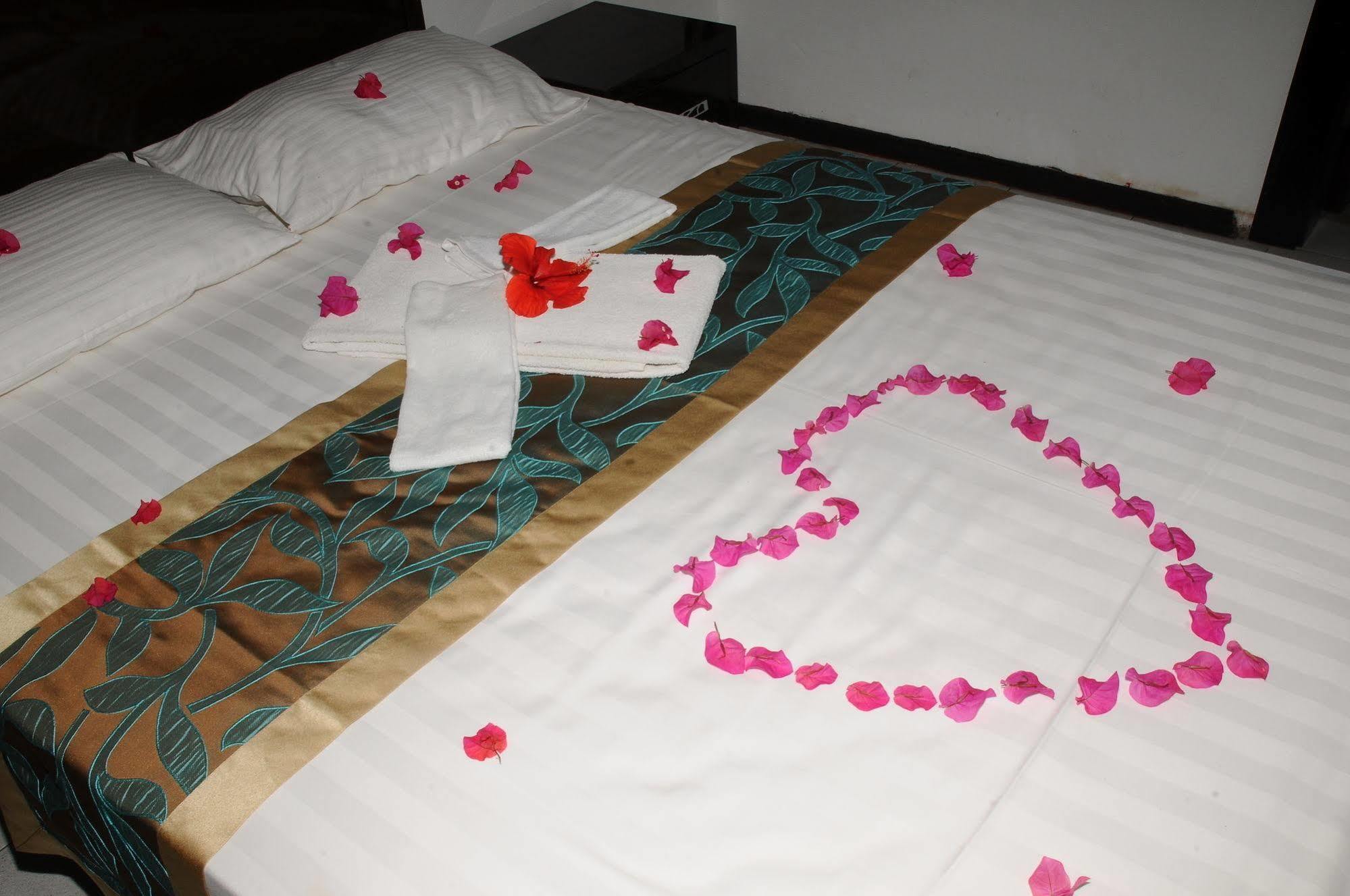 Le Flamboyant Hotel Port Mathurin Exterior foto